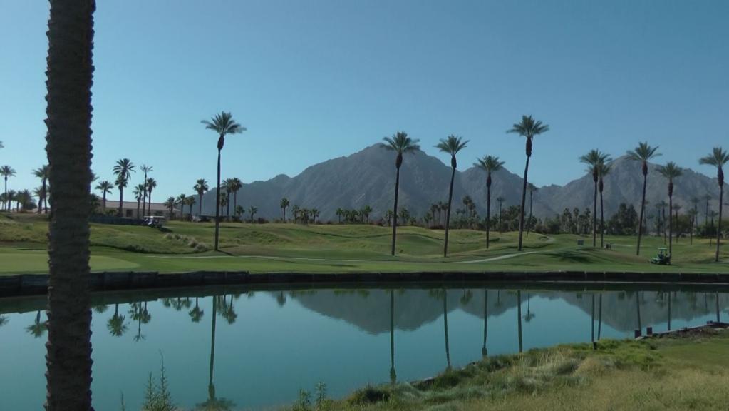 Ein Golfplatz in La Quinta bei Palm Springs, CA